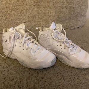Boys All White Jordan Sneakers (1.5)